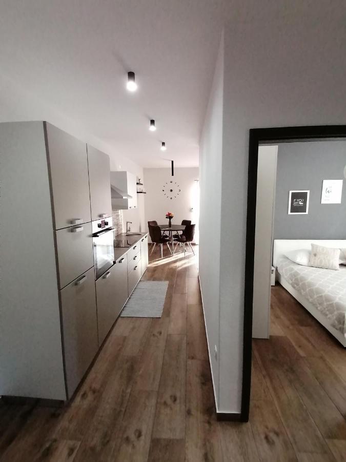Apartments Jakov Makarska Exterior photo