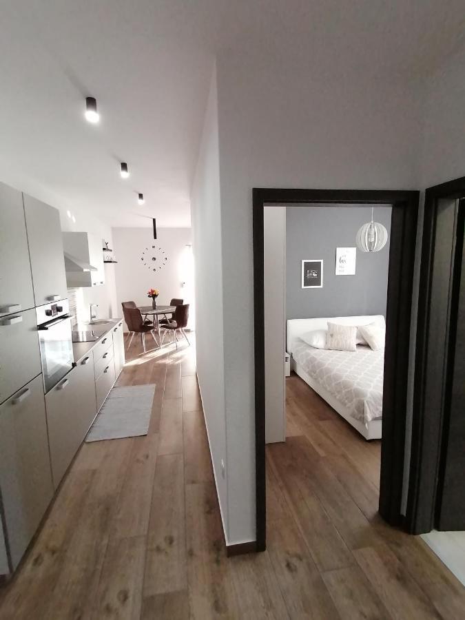 Apartments Jakov Makarska Exterior photo